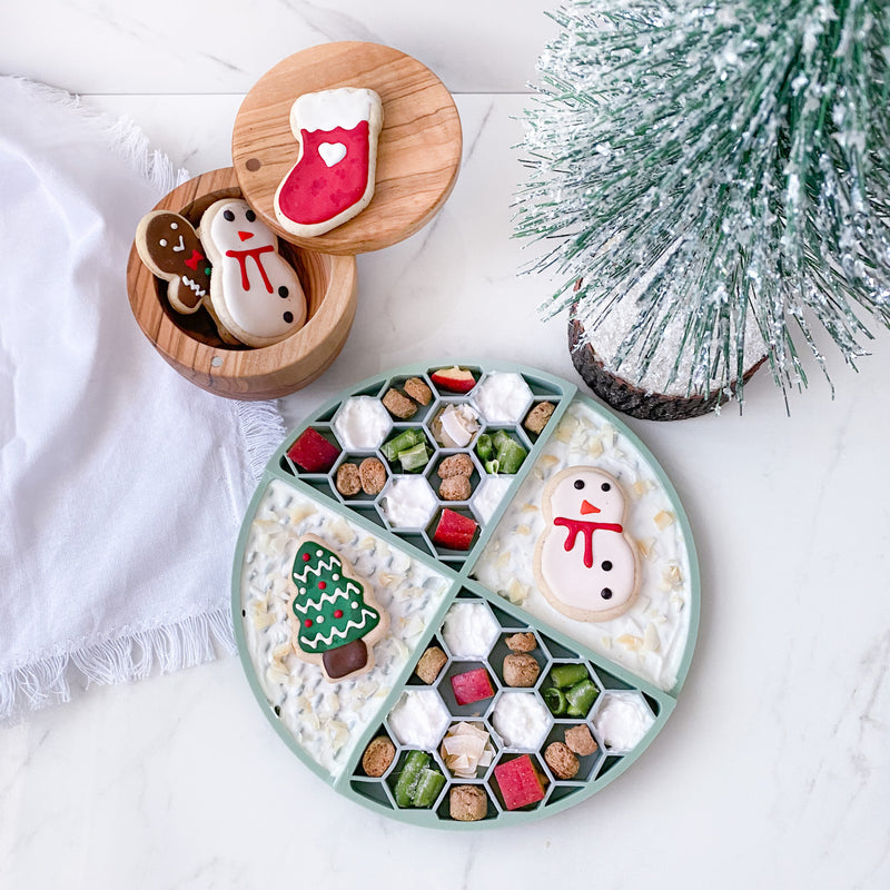 Dog Lick Mat in Sweet Lilac